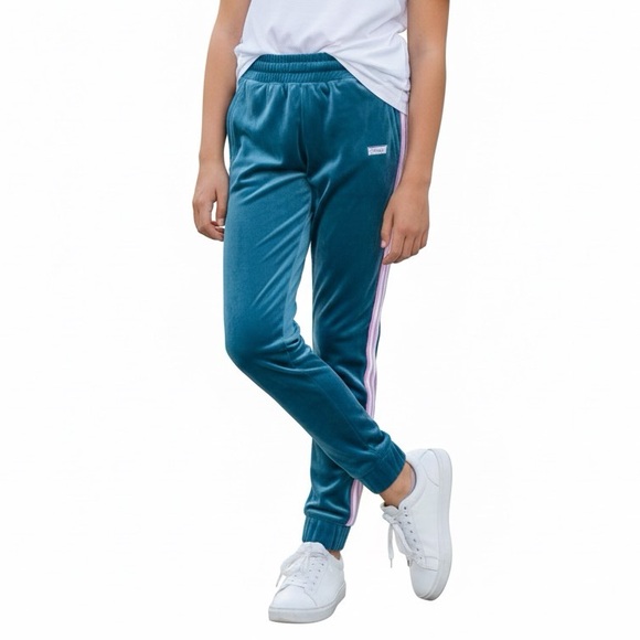 Levi's Other - LEVI’S Girls Velour Jogger Sweatpants with Tracksuit Stripes
